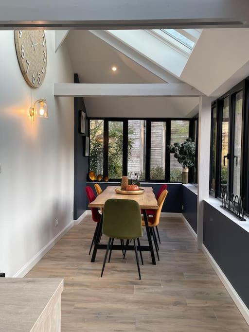 Holiday home Au Bal Des Hirondelles *